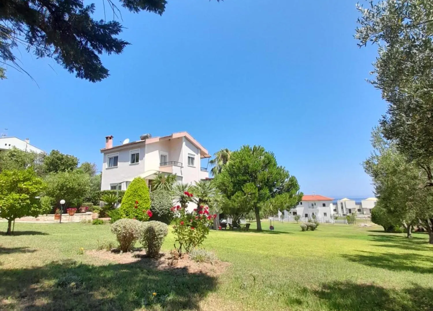 Villa Aroma Polychrono